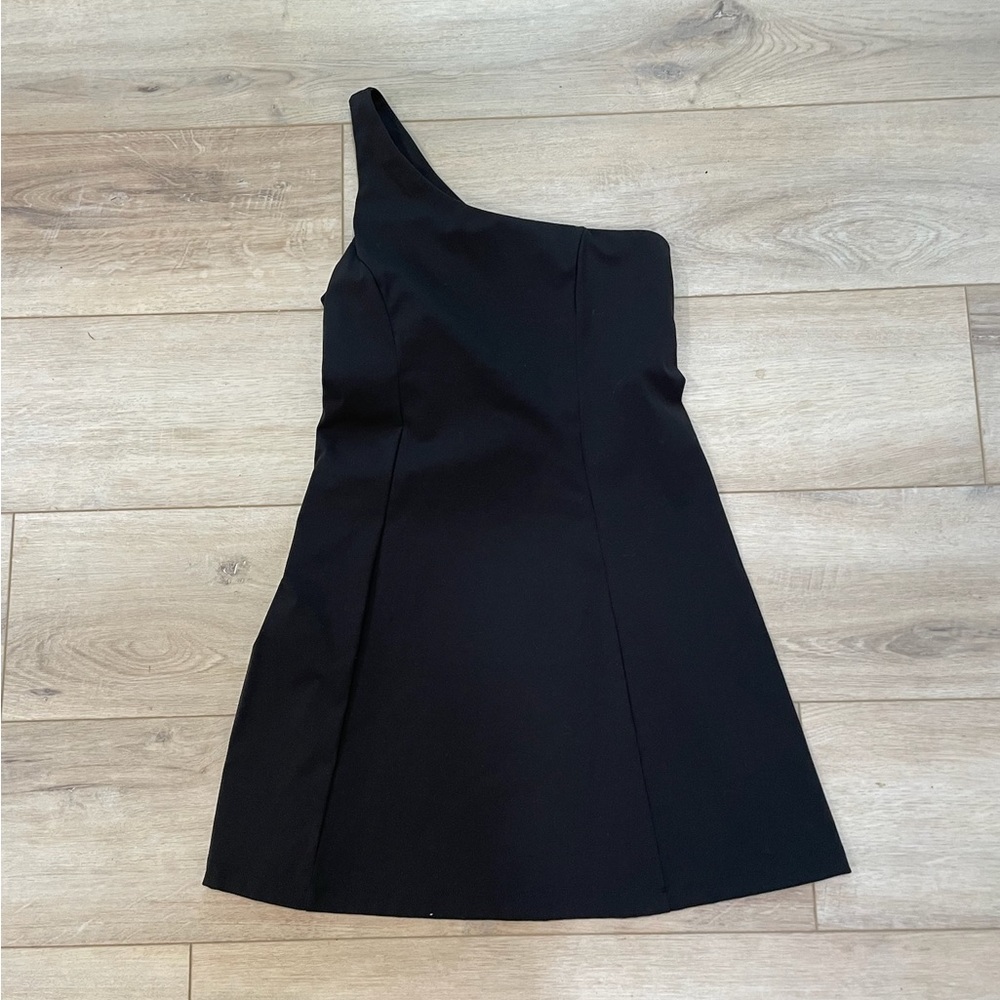 Outdoor Voices Black Asymmetrical One-Shoulder Athletic Dress